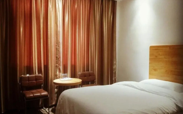 Royal Dragon Airport Hotel