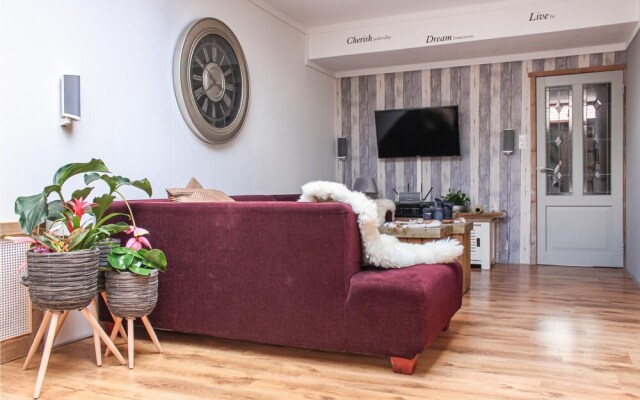 Awesome Apartment in Yerseke With 2 Bedrooms, Sauna and Wifi