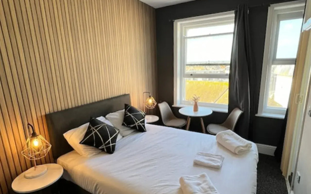 Marine Parade Hotel