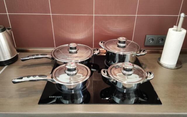 Ujutnaja 2-komnatnaja kvartira v tsentre g. Almaty