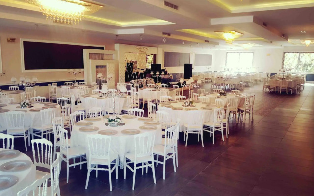 Dafne Hotel
