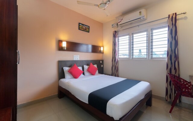 OYO 19377 Falnir Palace