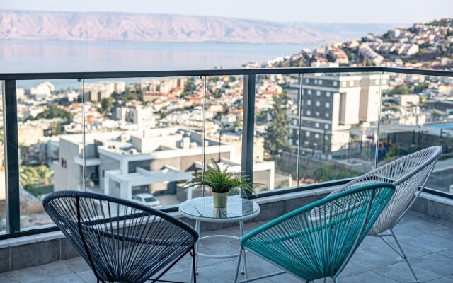 Dov Garden apartment with private pool