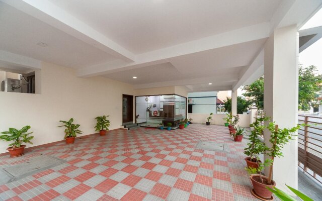 Rithikha Inn Blossoms By OYO Rooms