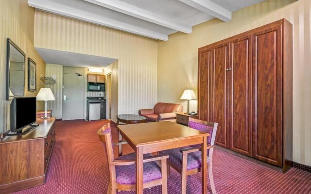 Super 8 Hartford South - Rocky Hill