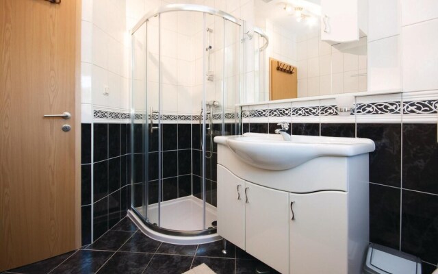 Amazing Home in Razanj With Wifi and 2 Bedrooms