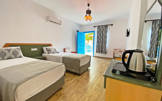 Romance Beach Hotel