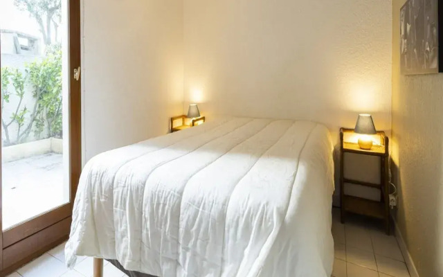 Apartment in Agde, 300m From Beach