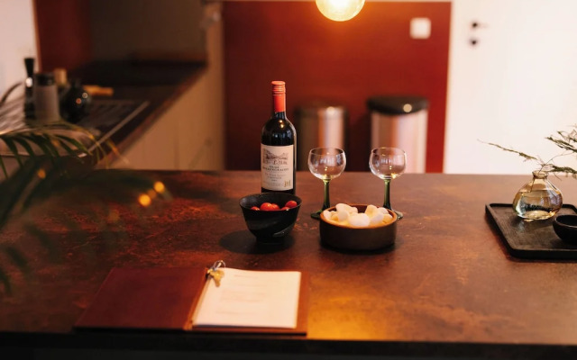 A Place - Leeuwenstraat 20