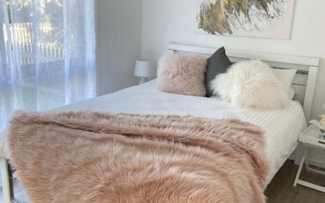 Rye By The Sea - Stunning 2BR House Seconds From The Ocean With Fast WIFI – Guest Rooms – Melbourne