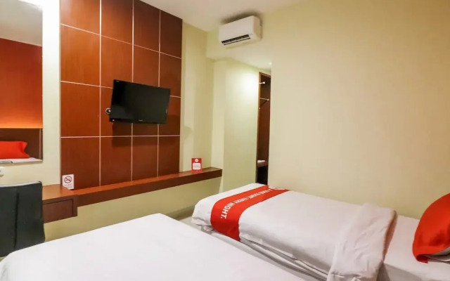 NIDA Rooms Racing Center Makassar