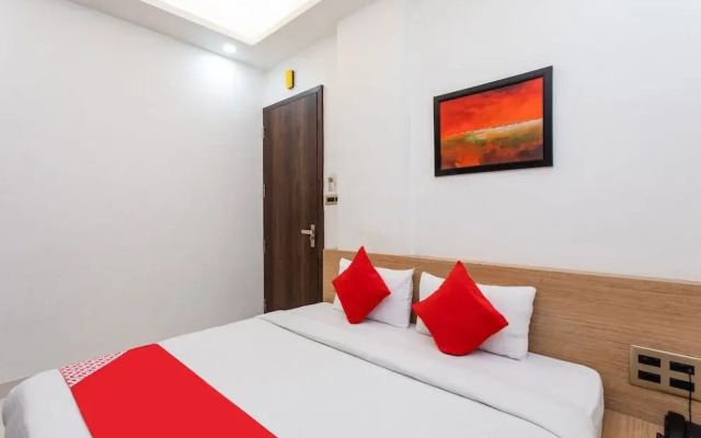 Capital O 27658 Hotel New Mohit Regency