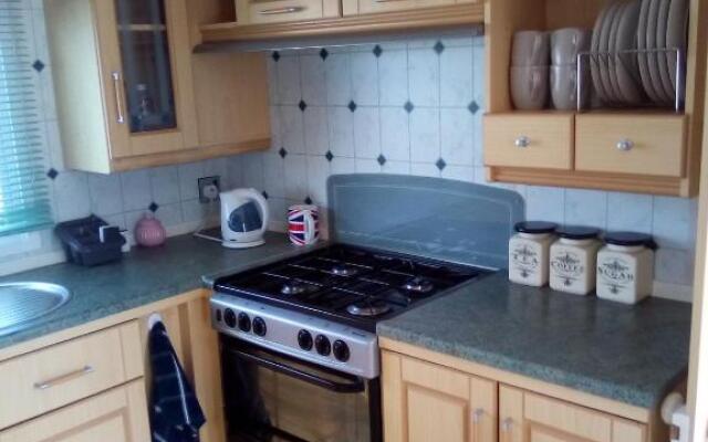Sea Breeze caravan B3 Ty Gwyn Holiday park
