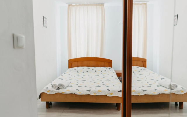 Apartament Piata Amzei 1 (17 B)