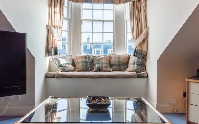 Cozy Apartment in Edinburgh near a Castle