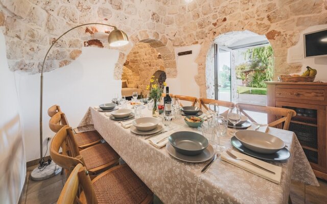 Trulli Biancapetra 8 2 Emma Villas