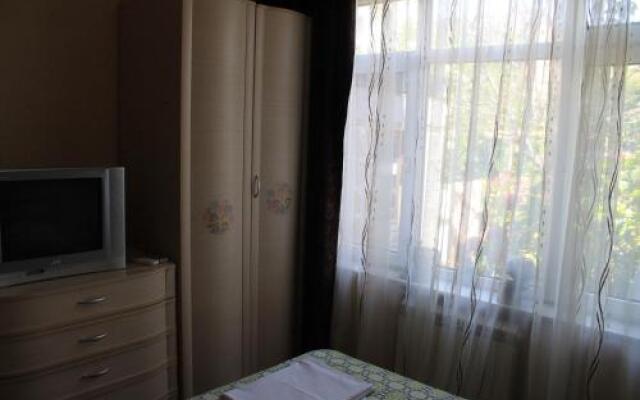 Guest House on Kalinina 14