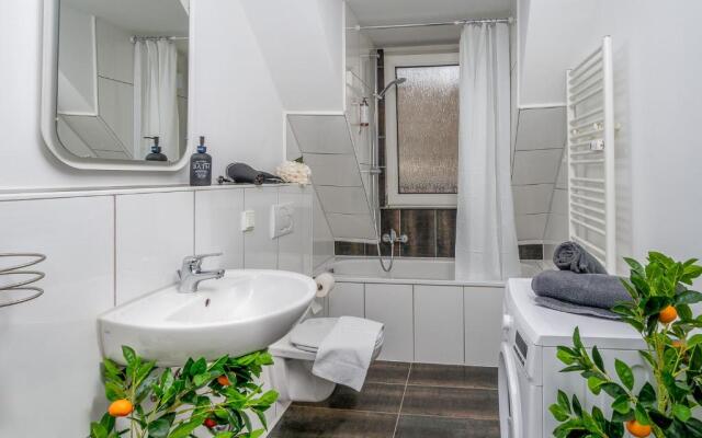 Exklusives und gemütliches Apartment in Krefeld + NETFLIX