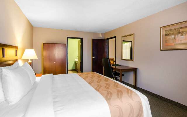 Quality Inn Summersville - New River Area