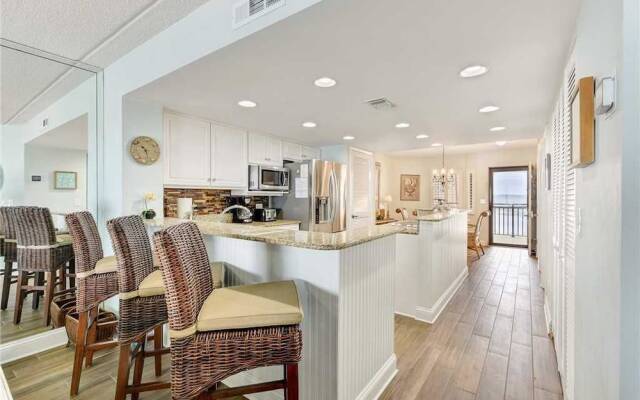 Windjammer 402 - Two Bedroom Condo
