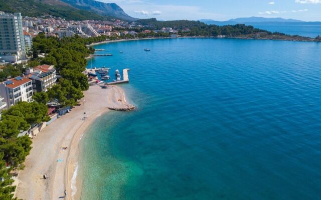 Makarska Beach Apartments Lucija