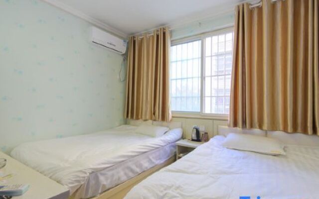 Yuanyu Express Hotel (Zhengzhou East Railway Station)