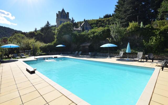 Beautiful Apartment in Saint-Prix with Swimming Pool