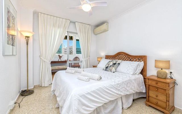 Immaculate 3-bed Apartment in Fuengirola