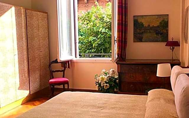 Italy Prestigious Guest House