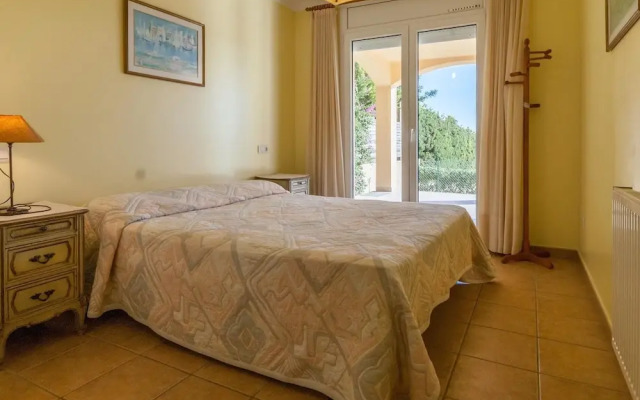 Spacious Holiday Home in L'escala With Private Pool
