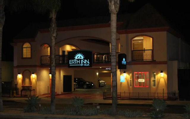 ERTH INN by AGA, Maywood