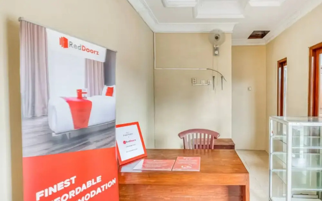 RedDoorz near Wisata Pantai Parangtritis