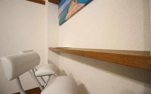 Frere Shichijo/MAX 4PPL FREE WIFI