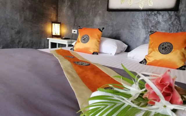 Mekong Riverside Resort & Camping