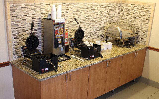 Country Inn & Suites by Radisson, Eagan, MN