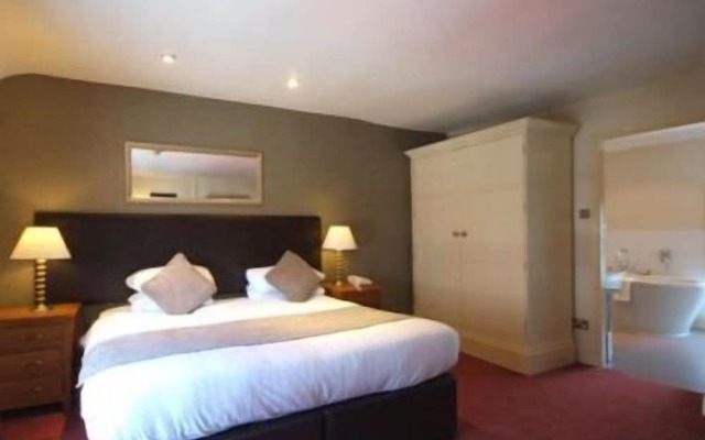 Dog & Partridge Hotel by Greene King Inns