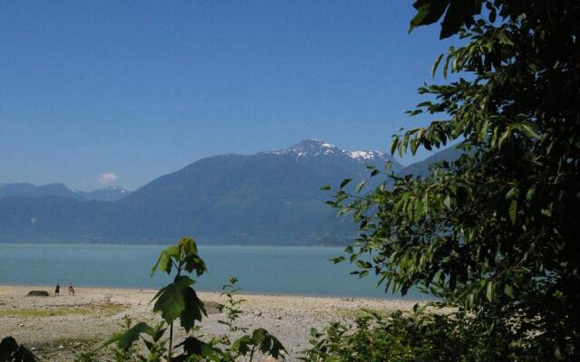 Porteau Cove Olympic Legacy Cabins