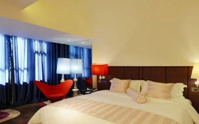 Ramada by Wyndham Luoyang Downtown