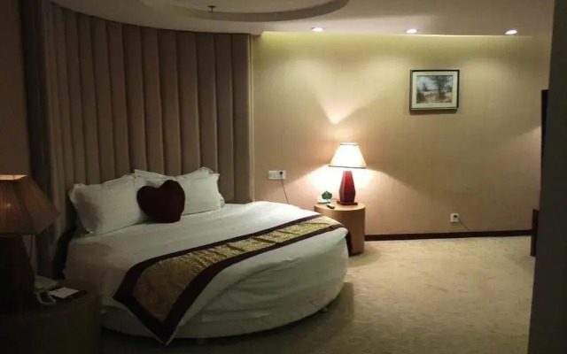 Grand Kingdom Hotel (Guangzhou Metro Huadu Square)