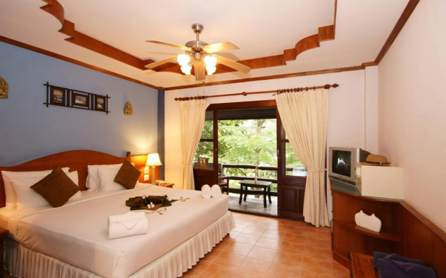Salad Beach Resort