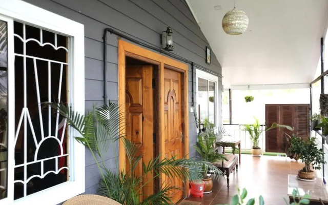 Pele's beach cottage