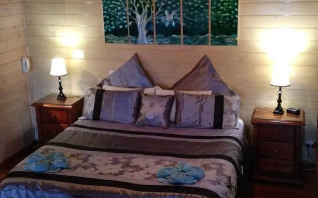 Southern Anchorage Retreat