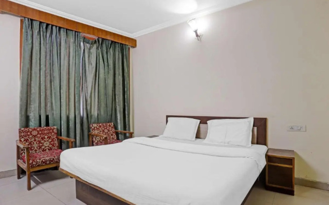 OYO 84081 Hotel Suhani Katra