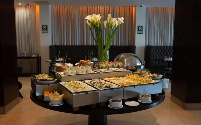 Radisson Hotel San Isidro