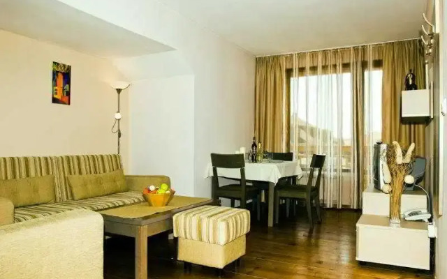 Eagles Nest Aparthotel