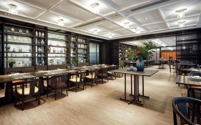 Montien Hotel Surawong Bangkok