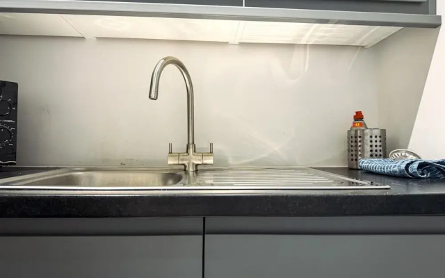 Maidstone-towncenter-wifi-2br-parking-cityviews