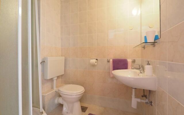 Apartments & Room Eva Slano