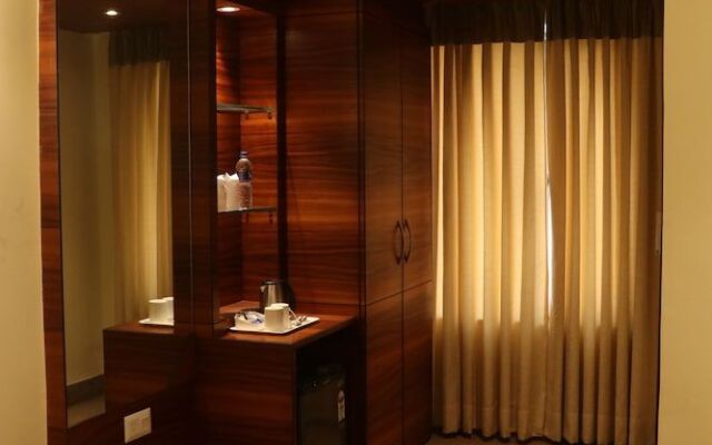 Kings Crown Hotel- Saltlake
