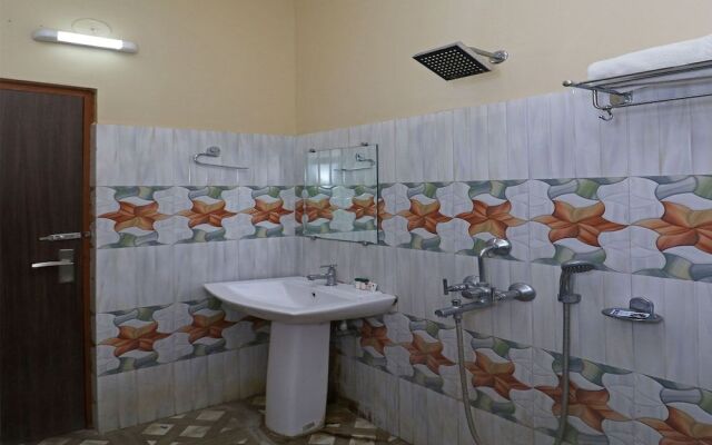 OYO 12318 Hotel Sea Horse